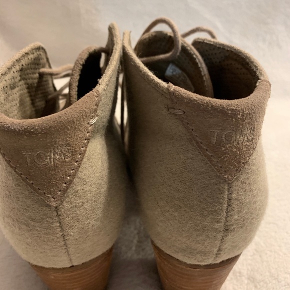 TOMS lace up heeled booties 6M - Picture 5 of 6